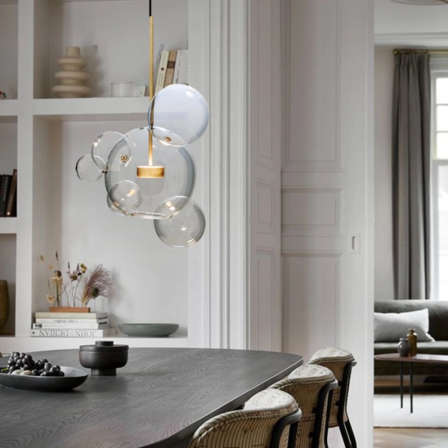 Suspension Boule en Verre Poli avec Style Moderne et Lumière Brillante