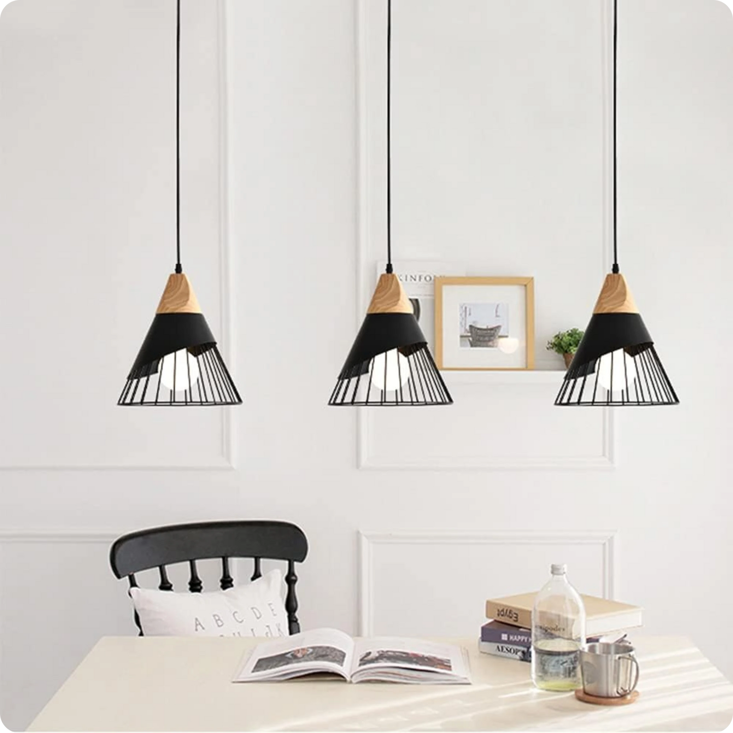 Suspension métal noir et bois avec design nordique moderne - Suspension & Lustre