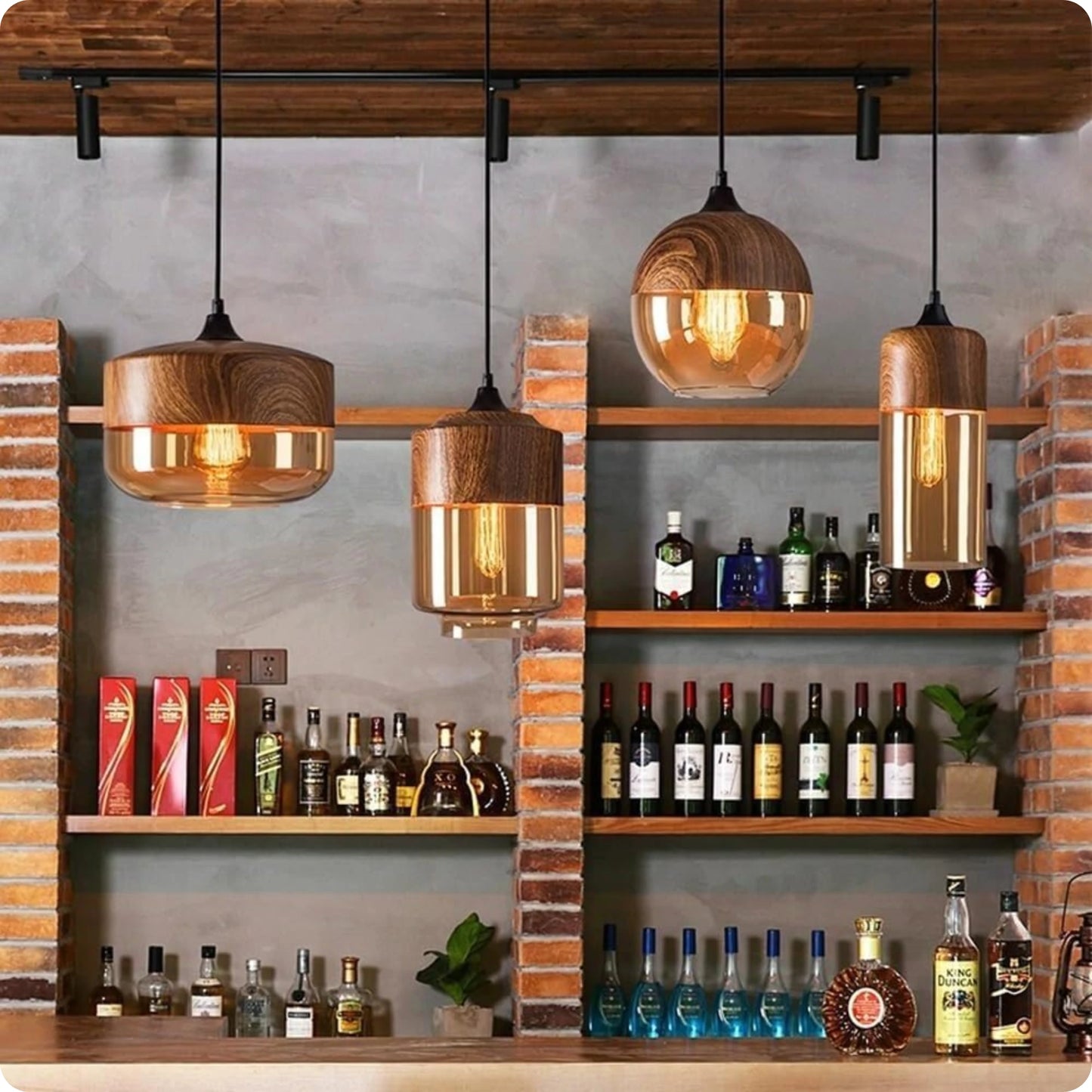 Suspension en verre et bois naturel avec design nordique moderne