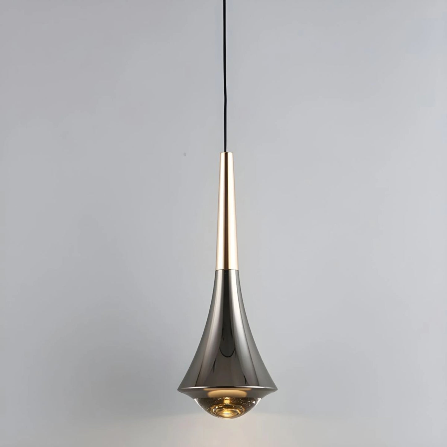 Suspension en Aluminium et Acrylique avec Finition Nickel Brossé