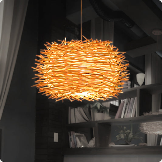 Suspension en bambou tressé à la main avec design naturel bohème